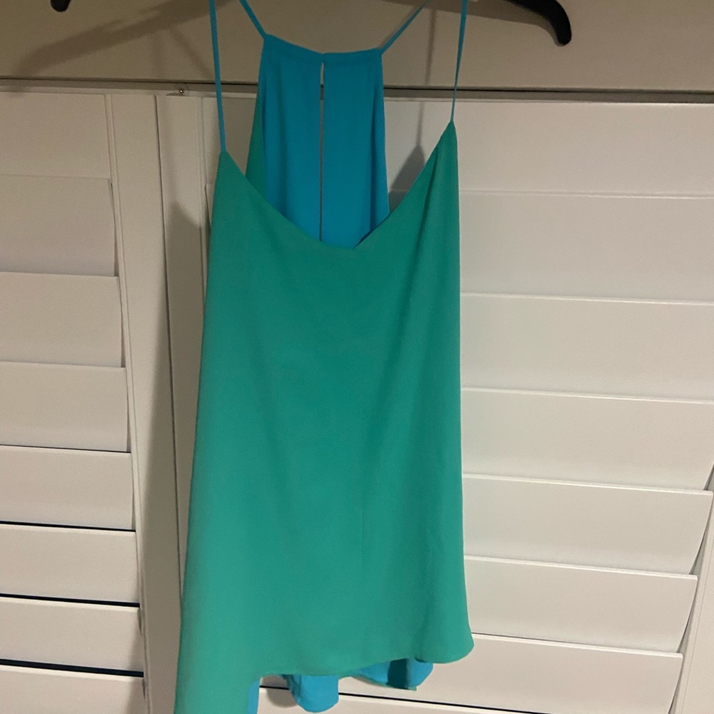 Express reversible tank top
